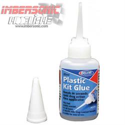 PEGAMENTO DELUXE PLASTIC KIT GLUE AD70