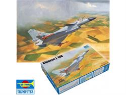 TRUMPETER CHINESE J-10B Escala 1.72 CÓD.01651